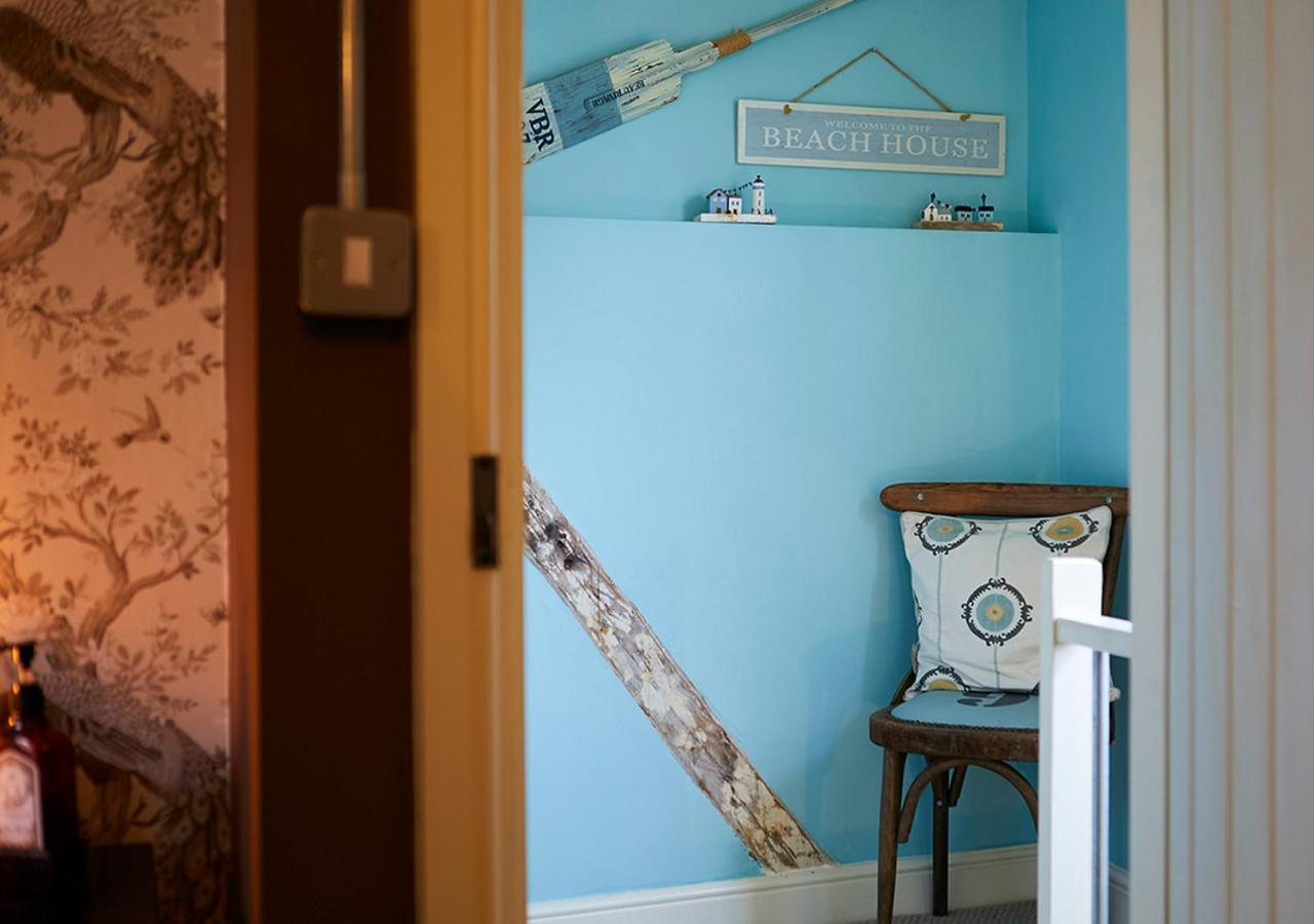 Boutique Fisherman'S Cottage In Old Town 스카버러 외부 사진