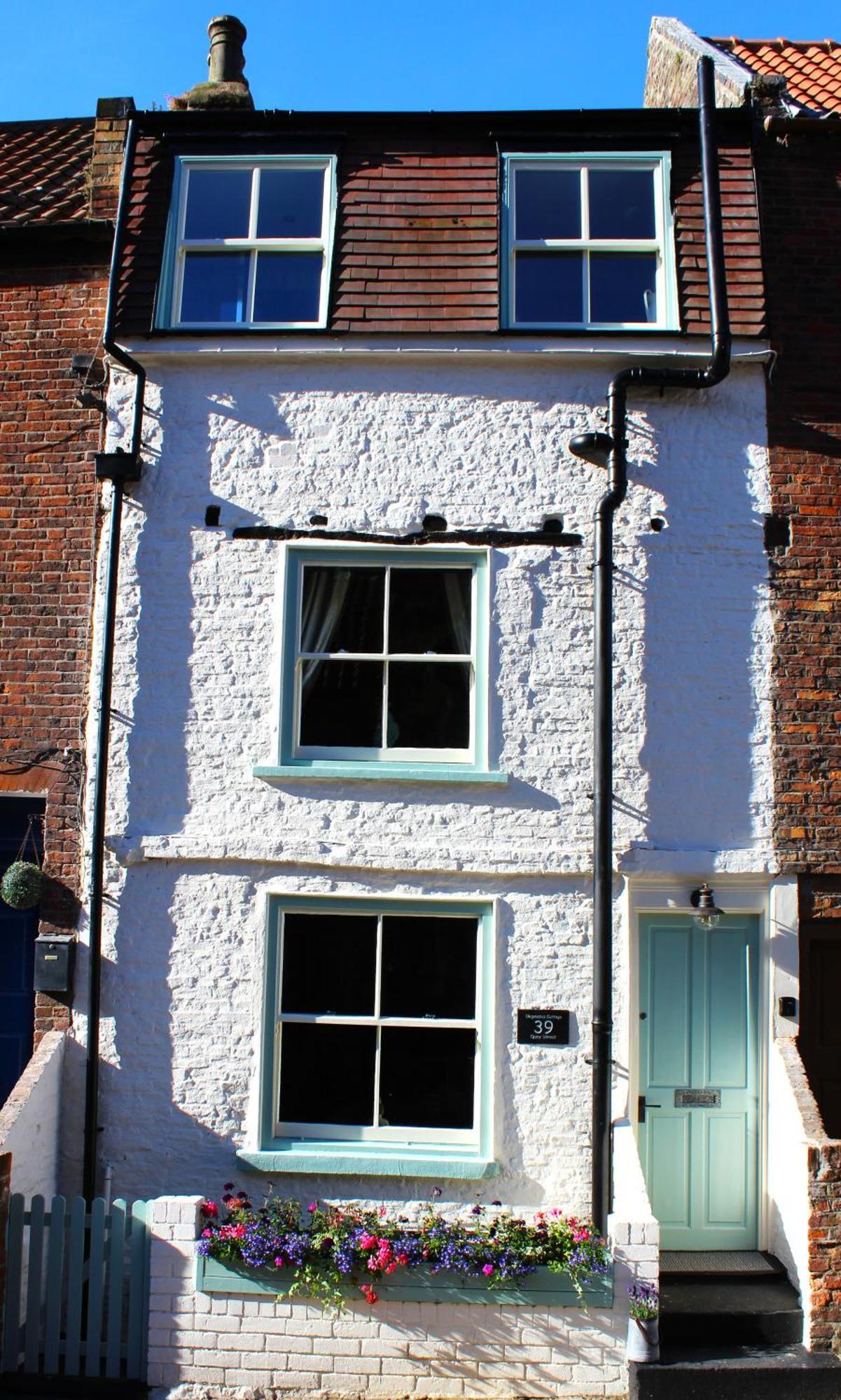 Boutique Fisherman'S Cottage In Old Town 스카버러 외부 사진